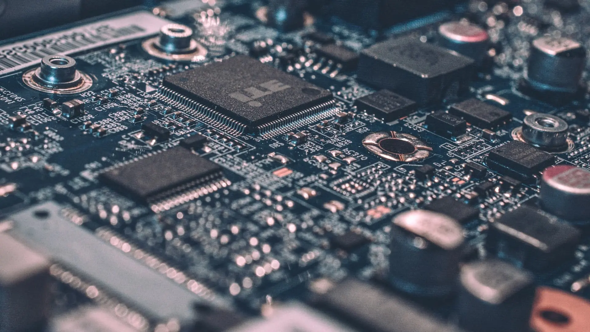 In-stock ICs and semiconductors - HL ELECTRONICS